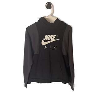 Nike Kids XL